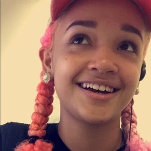 Meet your Posher, Jenna